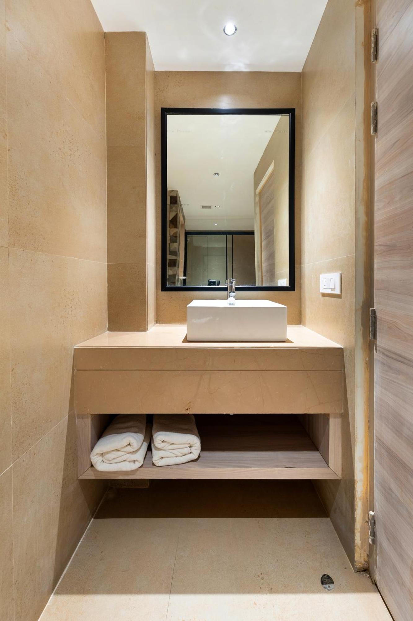 Opo Royal Residency